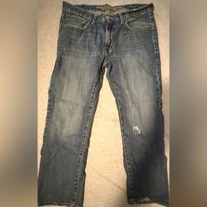 American Eagle distressed Blue Jeans
